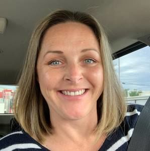 Meet your Posher, Nikole